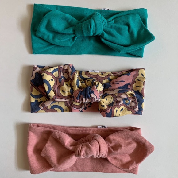 Top knot baby bows by Eyee Kids - Picture 2 of 7